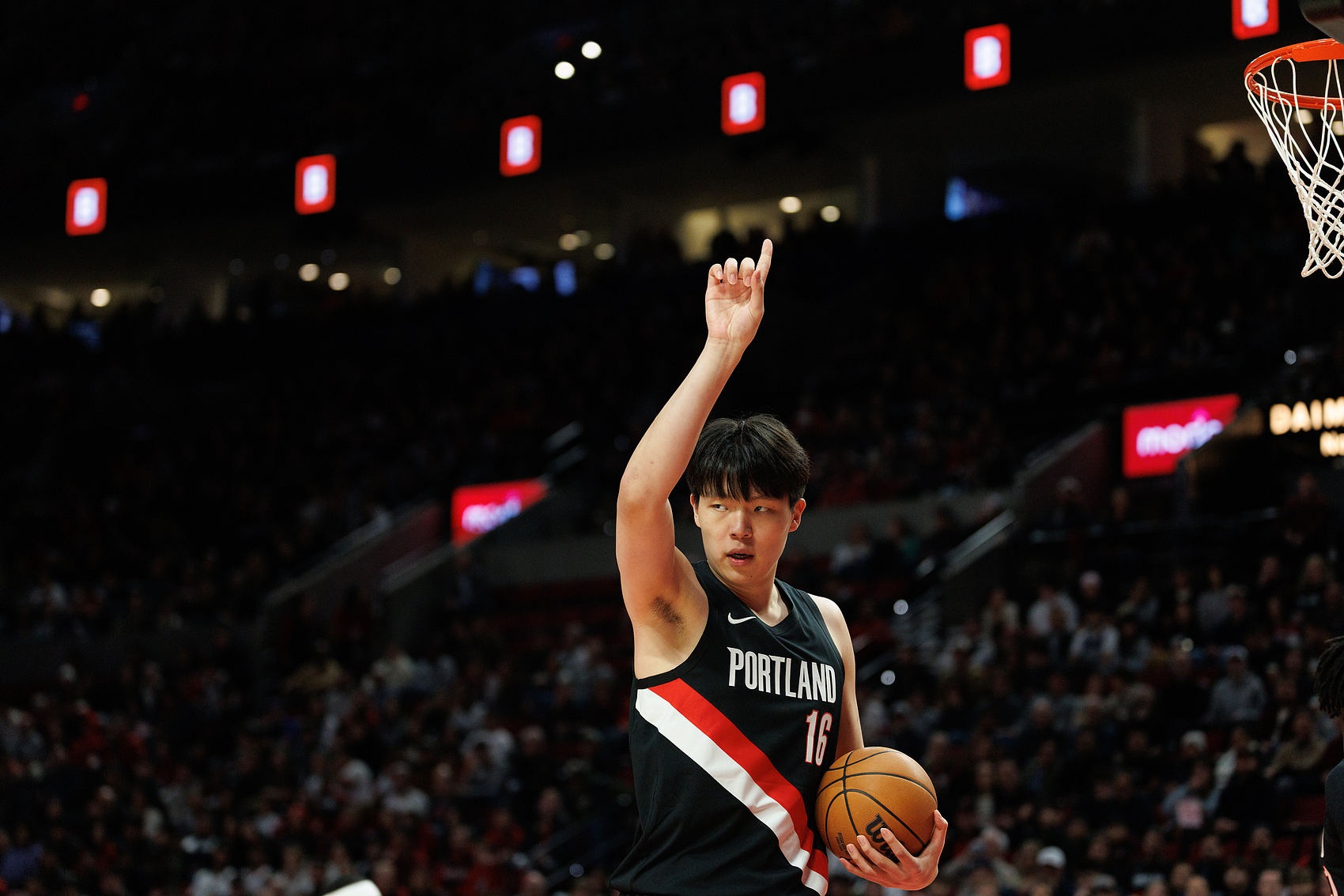 开云官网-👀杨瀚森准备出战！开拓者背靠背 罗威里斯阿夫迪亚今日全部Out